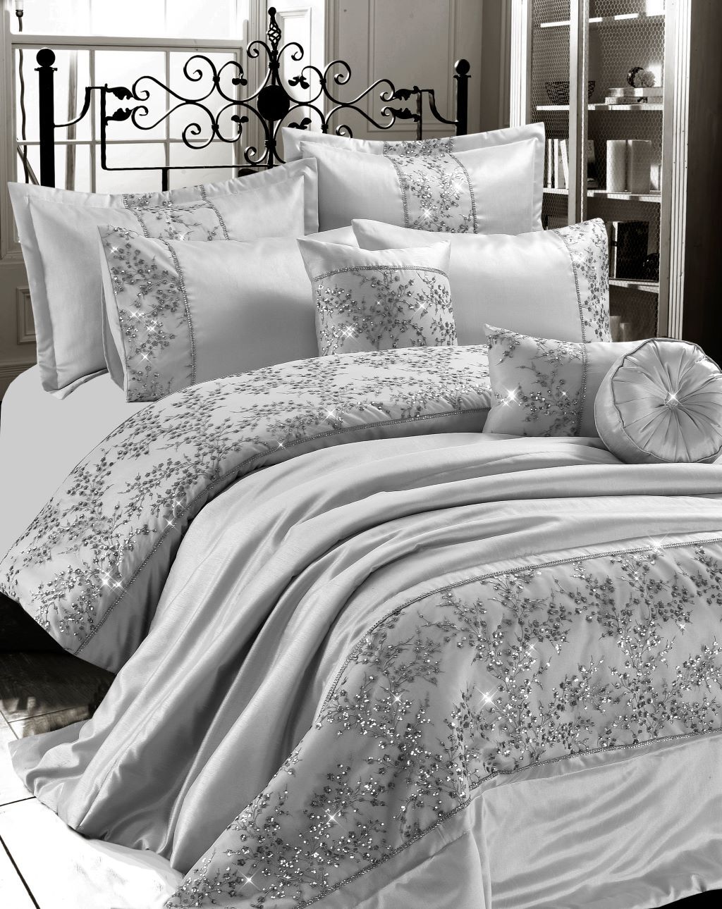 Gigi Embroidered Satin Silk Bedspread Luxury Diamante Duvet Quilt Bed Set in Silver / Single – UK