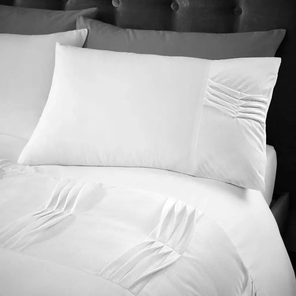 RIVIE Duvet Cover Set Velvet Stripe Signature Quilt Covers Bedding Set All Sizes