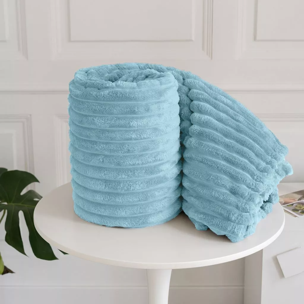 Ribbed Throws Fleece Blanket Chunky Cord Faux Fur Large Size Sofa Bed Corded