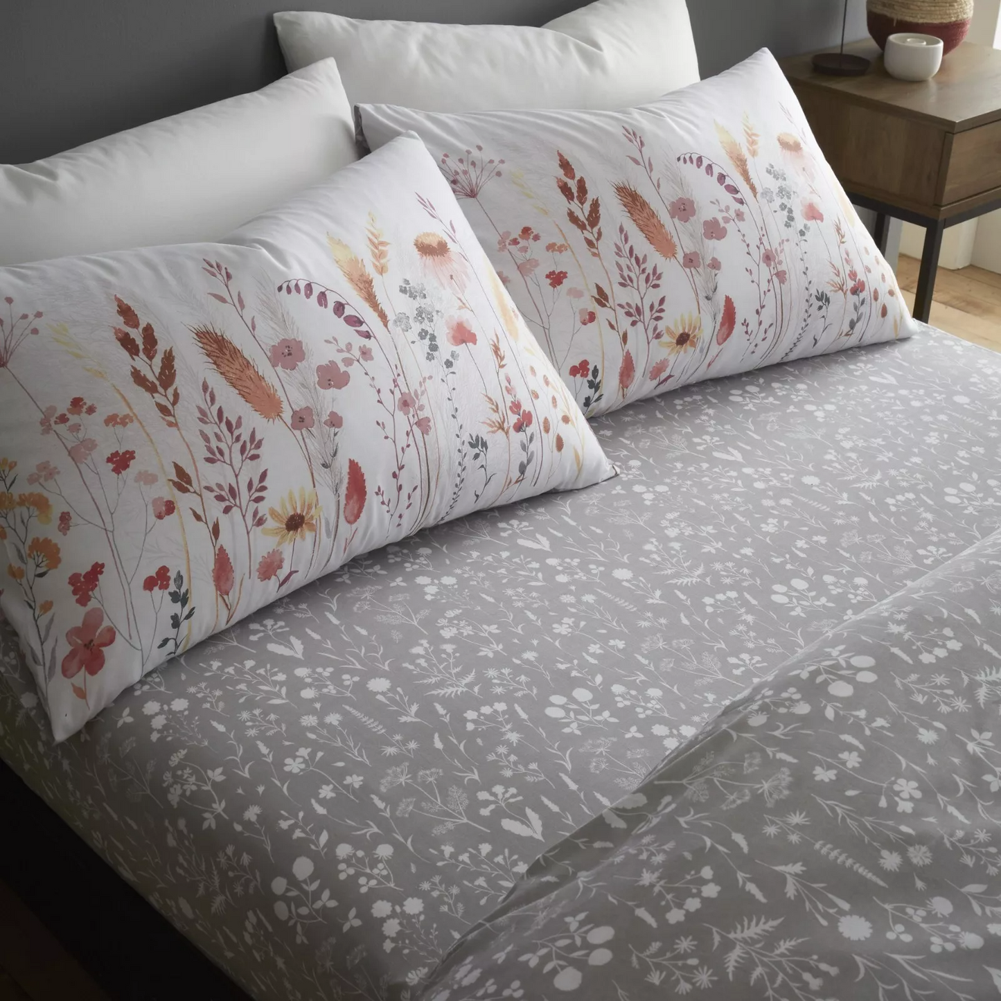Meadow Floral Flower Duvet Quilt Cover & Pillow Case Bedding Set White Multi