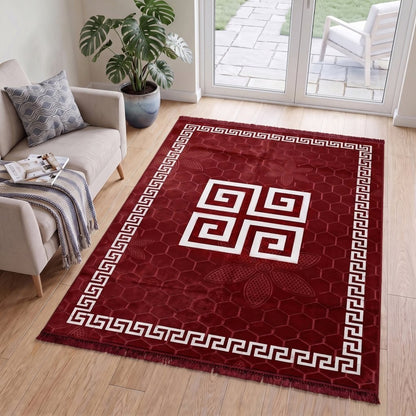 Size comparison of Greek key rug 80 x 180 cm and 160 x 230 cm