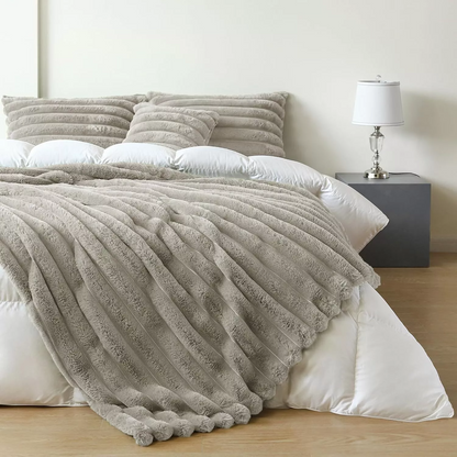 Ribbed Throws Fleece Blanket Chunky Cord Faux Fur Large Size Sofa Bed Corded