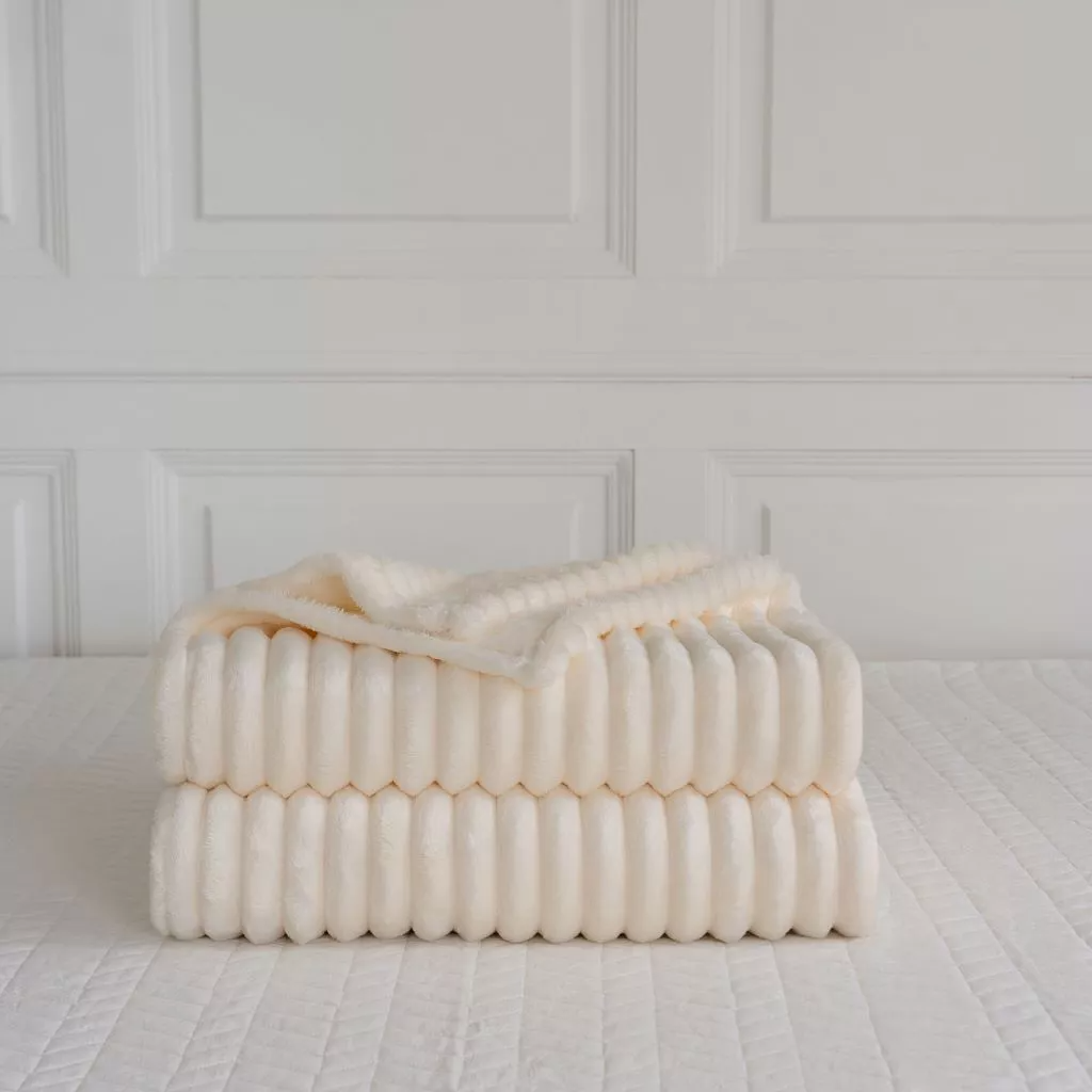 Ribbed Throws Fleece Blanket Chunky Cord Faux Fur Large Size Sofa Bed Corded