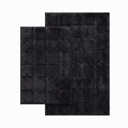 MaxWell pedestal mat placed around the base of a toilet
