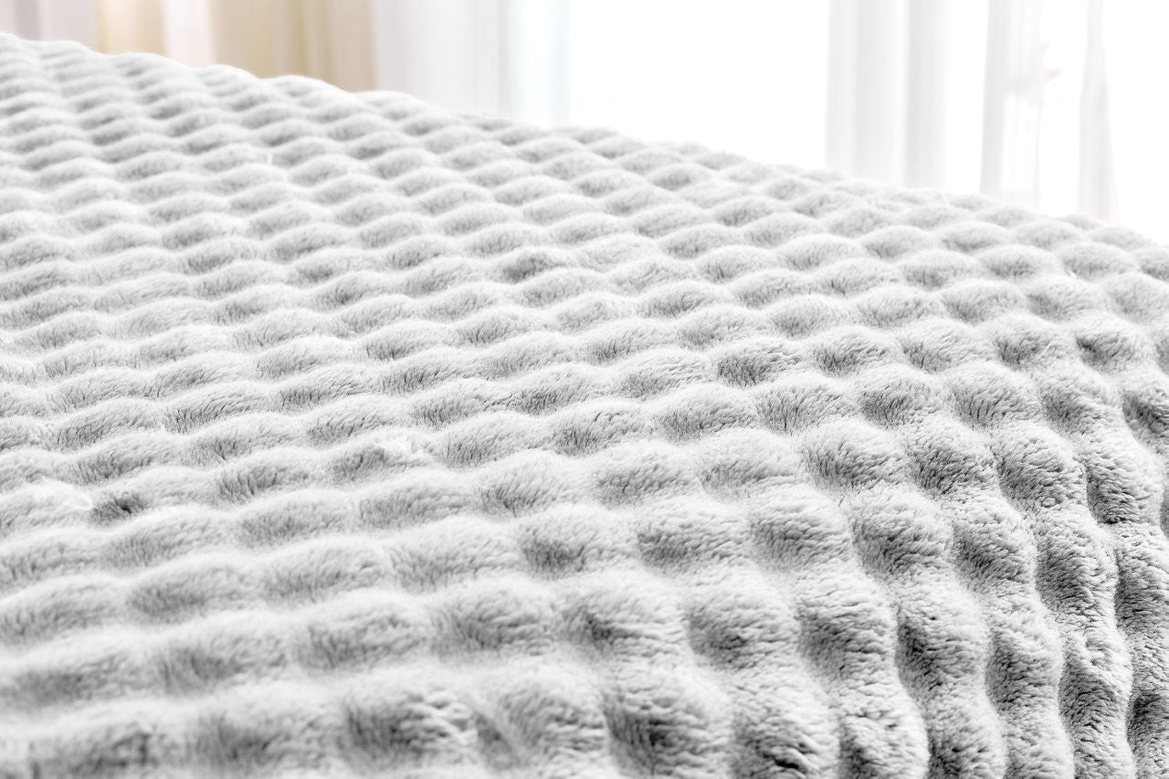 Bubble Jacquard Warm Cosy Teddy Sherpa Fleece Sofa Bed Throw Super Soft Blanket