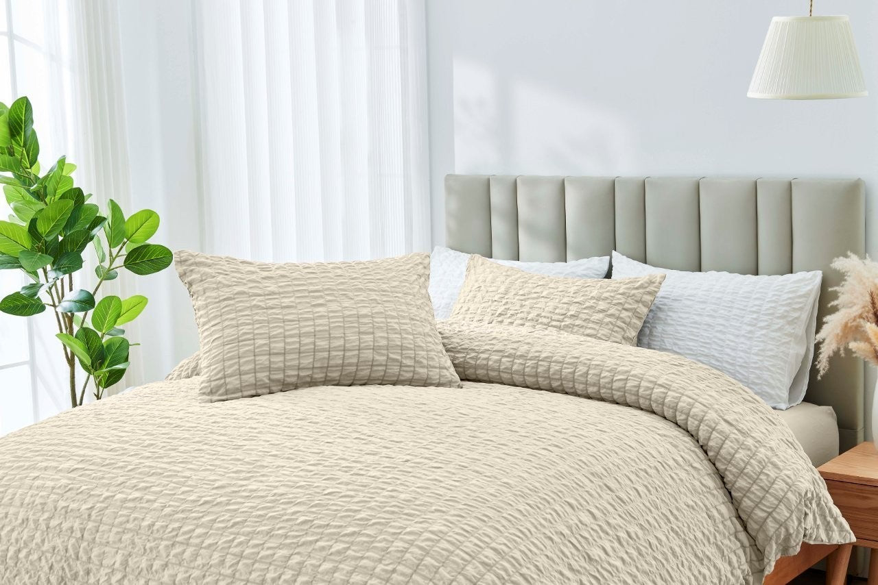 Truro  Seersucker Duvet Cover Set Soft Breathable Bedding Quilt Double King Size