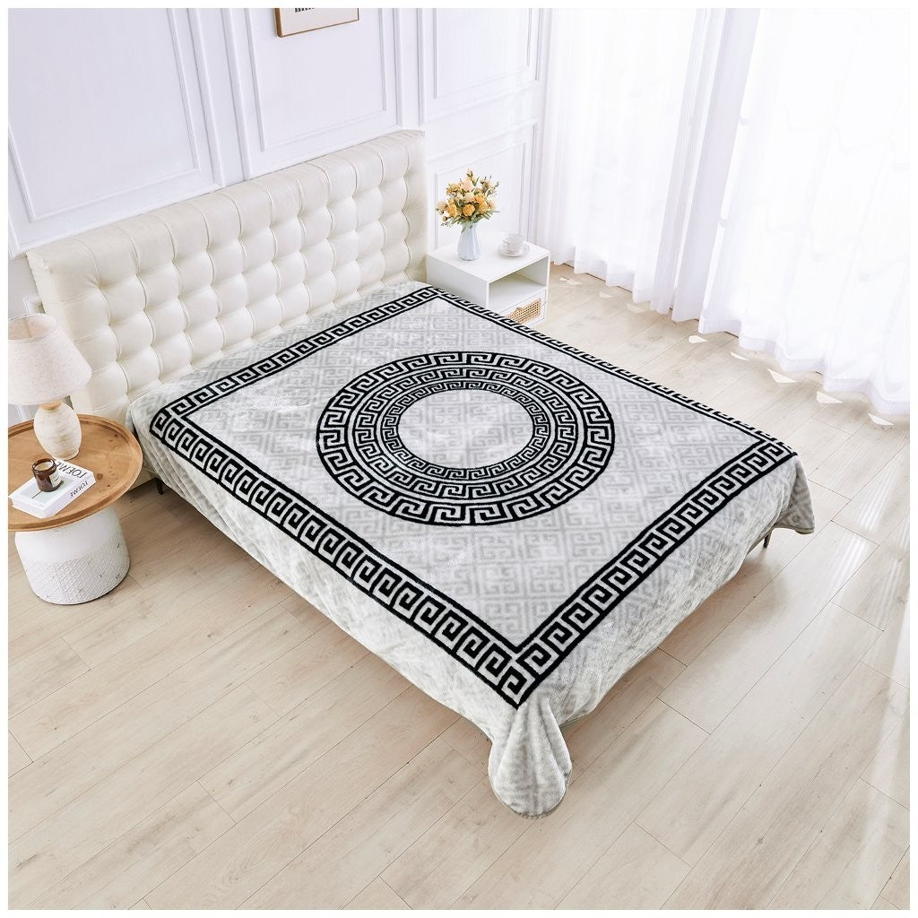 Luxury Apollo Greek Key Blanket Warm Cosy Mink Fleece Sofa Bed Travel Throw Over