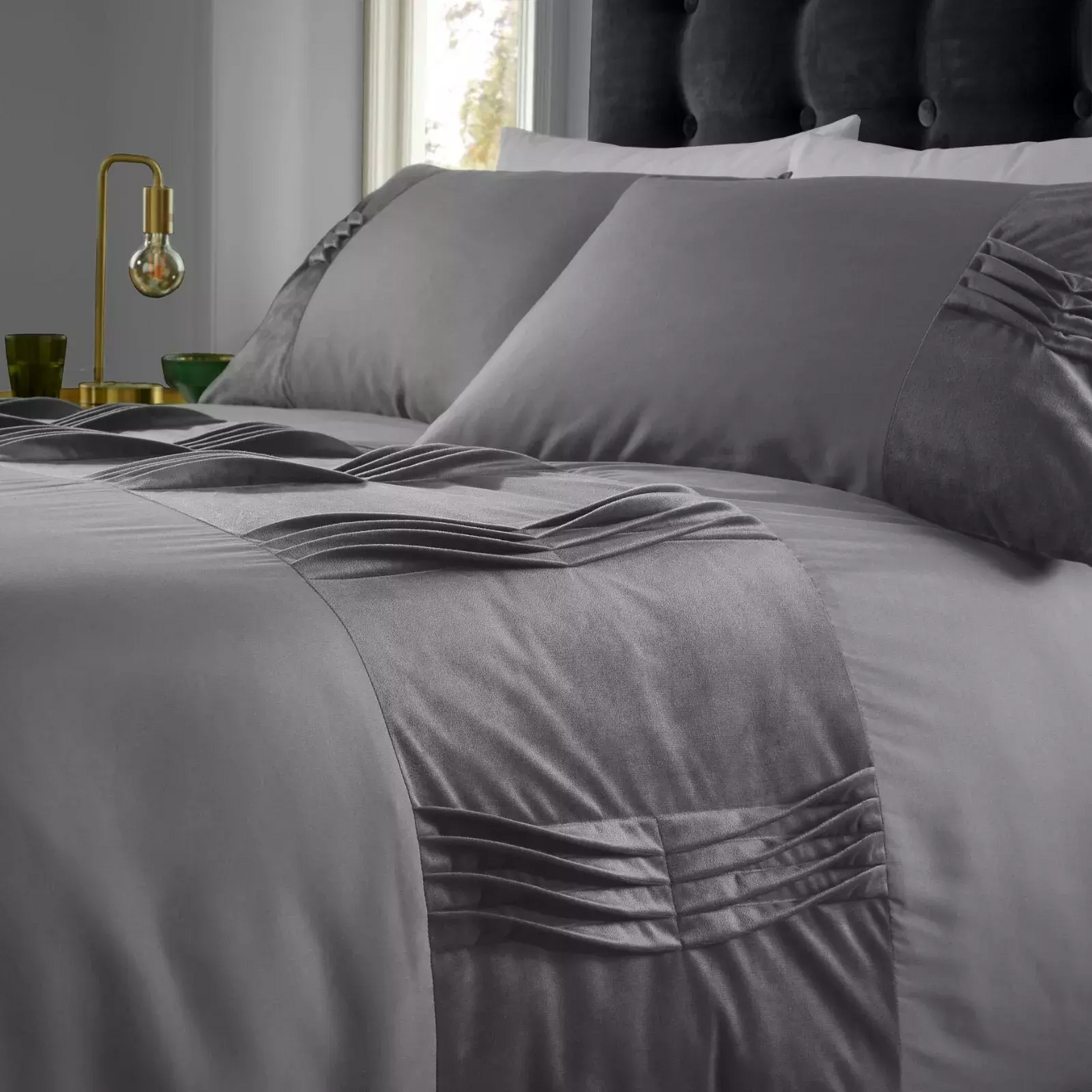 RIVIE Duvet Cover Set Velvet Stripe Signature Quilt Covers Bedding Set All Sizes