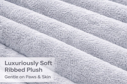 Luxuriously Soft Square Cord Pet Cushion Waterproof Non Slip Ribbed Plush Sofa