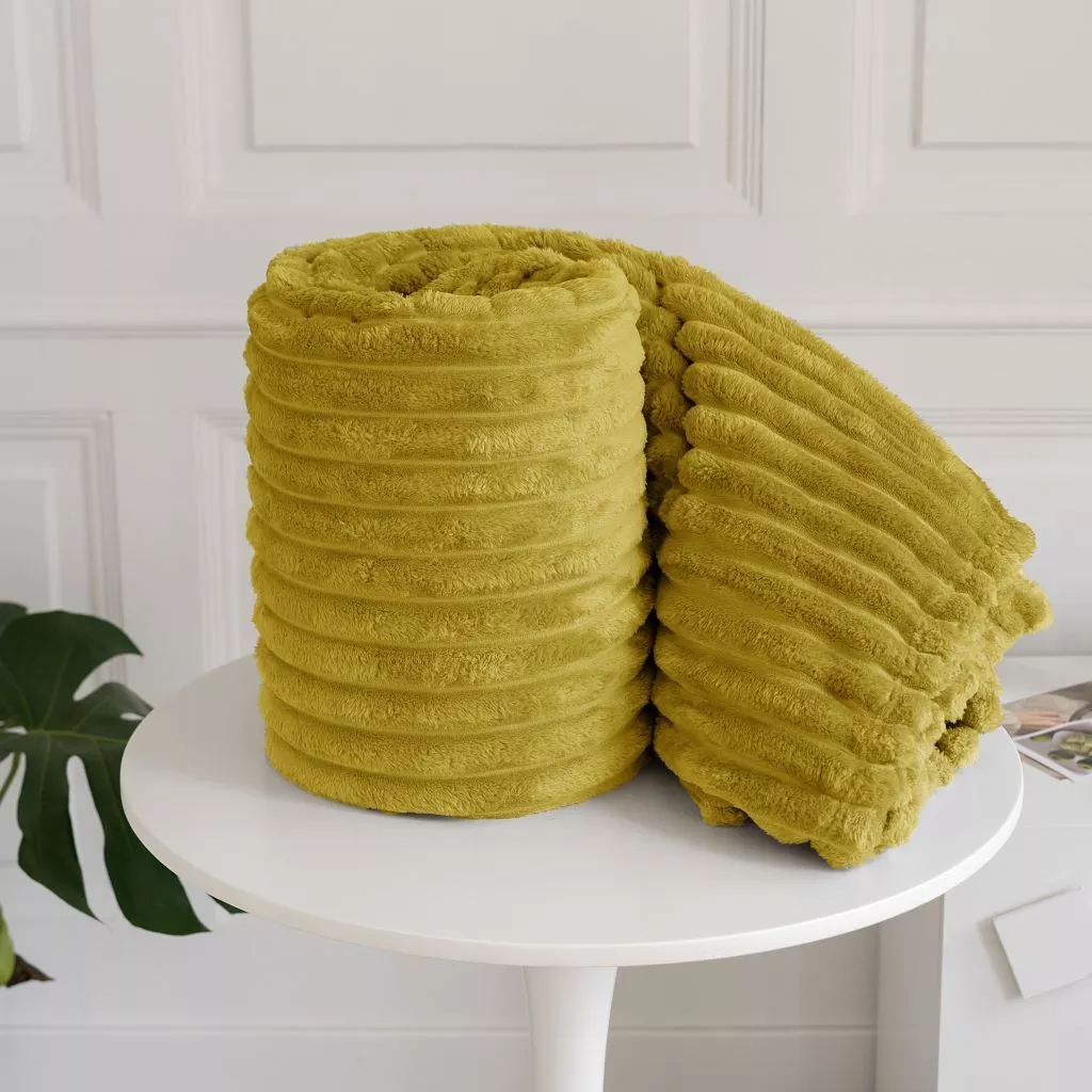 Ribbed Throws Fleece Blanket Chunky Cord Faux Fur Large Size Sofa Bed Corded