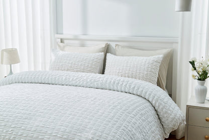Truro  Seersucker Duvet Cover Set Soft Breathable Bedding Quilt Double King Size