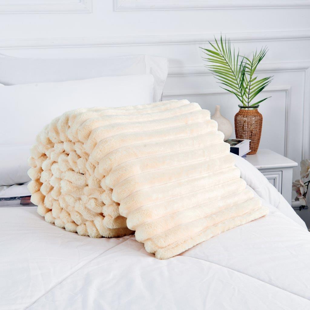 Ribbed Throws Fleece Blanket Chunky Cord Faux Fur Large Size Sofa Bed Corded