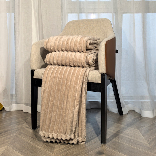 Ribbed Throws Fleece Blanket Chunky Cord Faux Fur Large Size Sofa Bed Corded