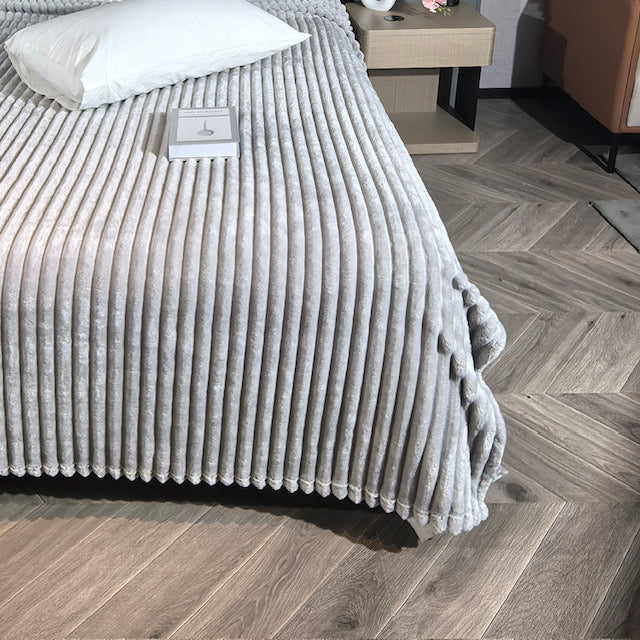 Ribbed Throws Fleece Blanket Chunky Cord Faux Fur Large Size Sofa Bed Corded