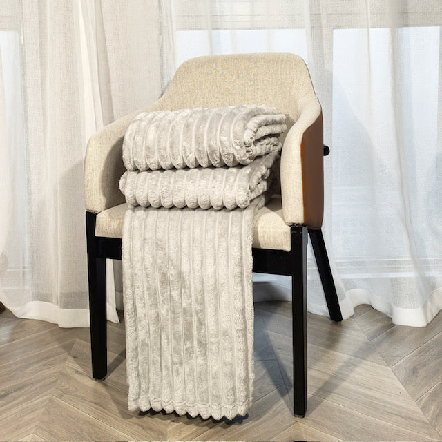 Ribbed Throws Fleece Blanket Chunky Cord Faux Fur Large Size Sofa Bed Corded