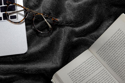 Cosy Faux Fur Mink Throw Blankets Silver Grey Travel Size - Super Soft Fluffy Warm Solid Bed Throws for Sofas Blanket 150x200cm Flannel Fleece