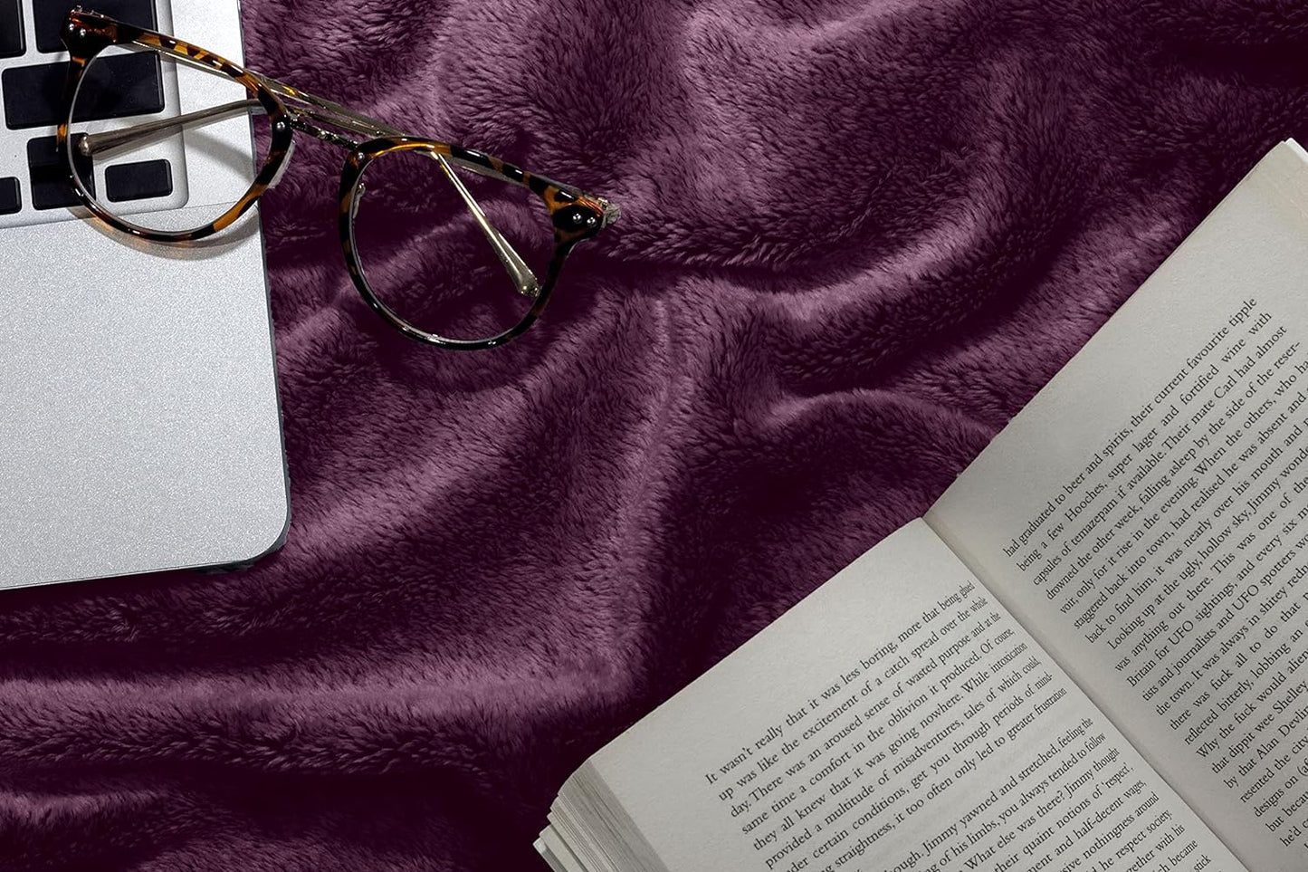 Cosy Faux Fur Mink Throw Blankets Silver Grey Travel Size - Super Soft Fluffy Warm Solid Bed Throws for Sofas Blanket 150x200cm Flannel Fleece